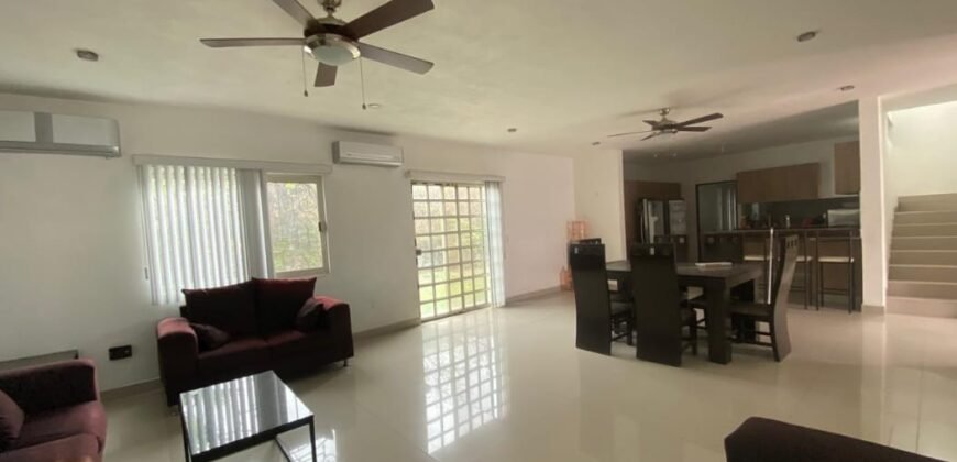 Las Cruces Contry Club, Apodaca